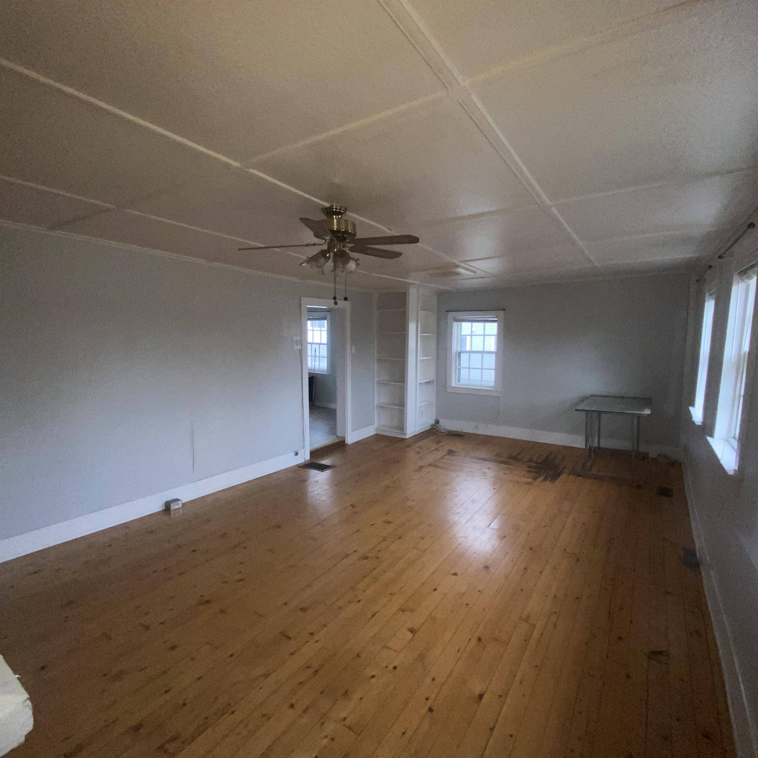 950/964 King Street 950Windsor NS B0N 2T0 Windsor NS Zoeken Canada