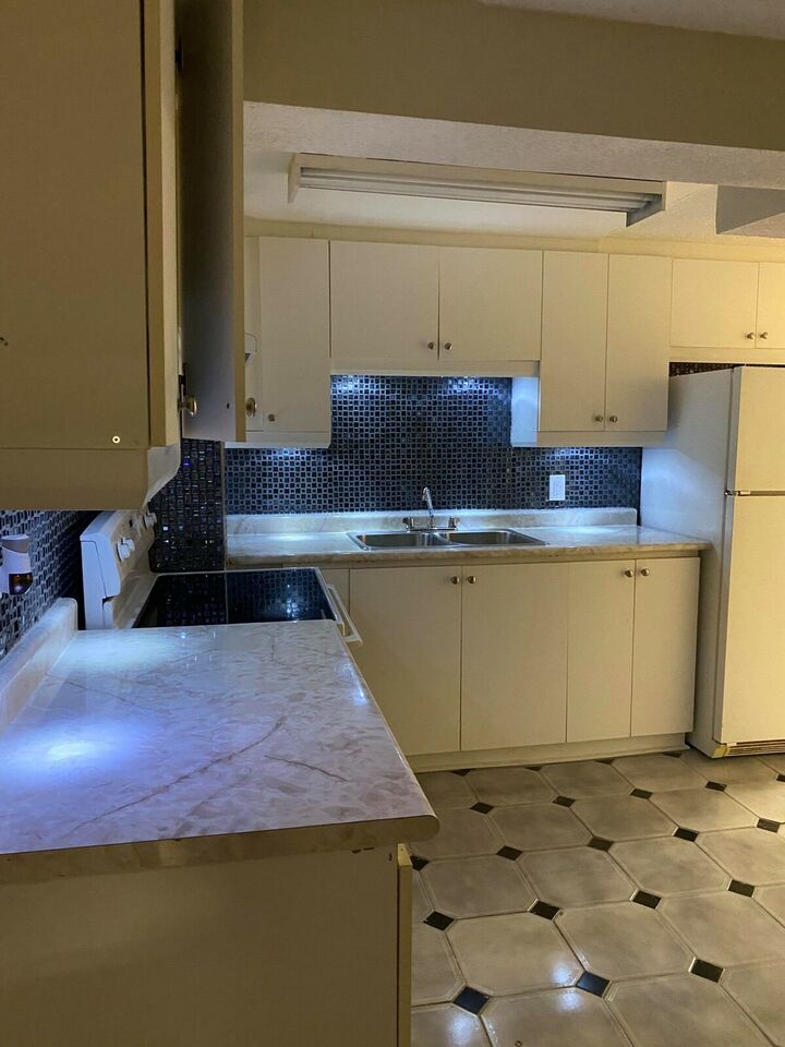 All 2 bedroom Basements for Rent in Brampton ON Zoeken